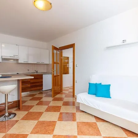 Mit Balkon Und Meerblick By Interhome Apartament