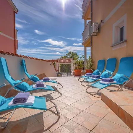 Mit Balkon Und Meerblick By Interhome * Dramalj