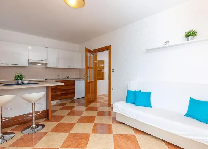 Mit Balkon Und Meerblick By Interhome Apartamento