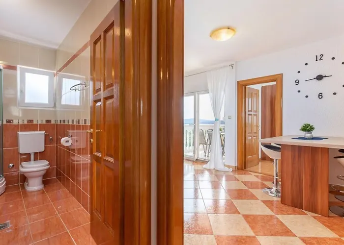 Apartamento Mit Balkon Und Meerblick By Interhome